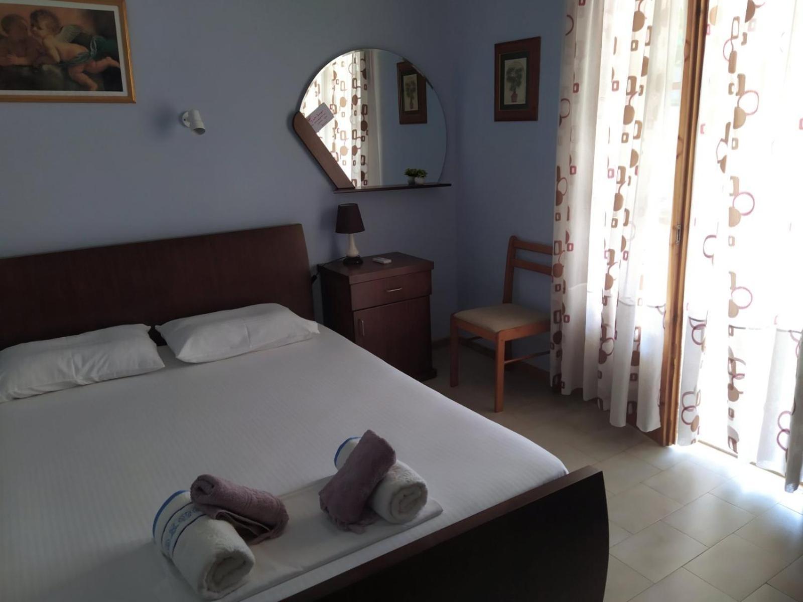 Studios And Apartments Meri Neo Klima Luaran gambar