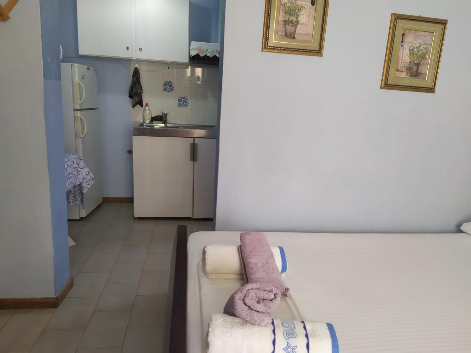 Studios And Apartments Meri Neo Klima Luaran gambar